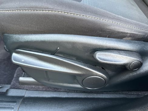 Used 2017 Jeep Cherokee Latitude image 13