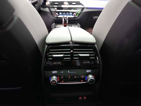 Used 2023 BMW M5 w/ Competition Package image 10