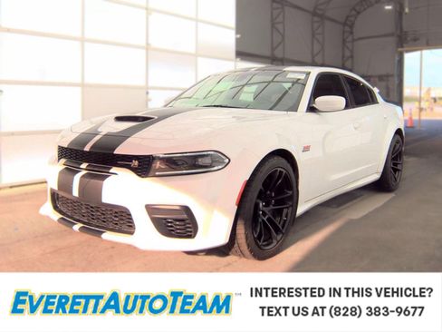 Used 2022 Dodge Charger Scat Pack RWD image 1