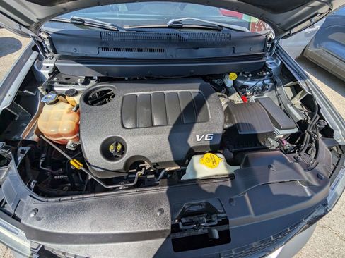 Used 2018 Dodge Journey Crossroad image 10