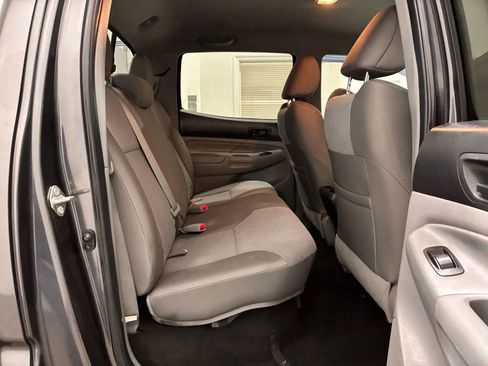 Used 2014 Toyota Tacoma 4x4 Double Cab w/ TRD Sport Package image 56