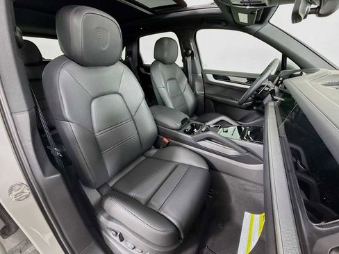 New 2026 Porsche Cayenne AWD/4WD image 29
