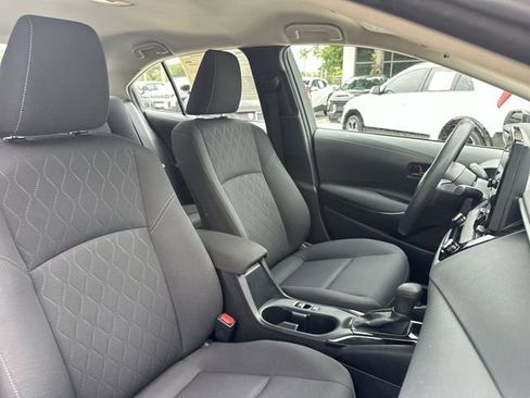 Used 2023 Toyota Corolla LE FWD image 30