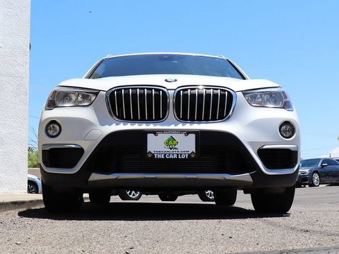 Used 2019 BMW X1 xDrive28i w/ Convenience Package AWD/4WD image 17
