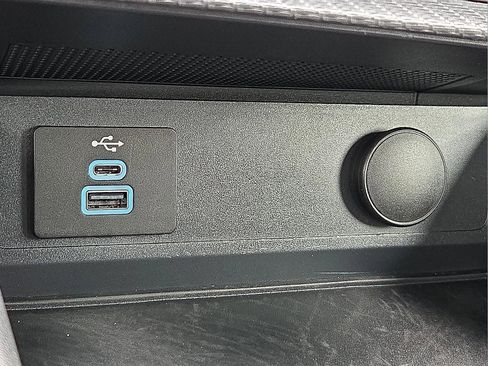 Certified 2025 Ford Mustang Coupe RWD image 18