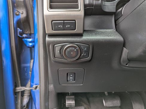 Used 2018 Ford F150 Raptor w/ Equipment Group 802A Luxury AWD/4WD image 14