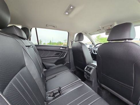 Used 2024 Volkswagen Tiguan SE FWD image 27