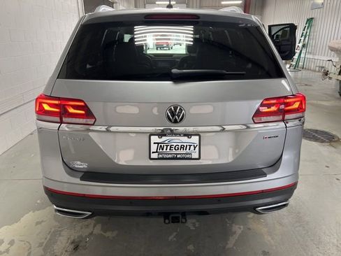Used 2021 Volkswagen Atlas SEL Premium image 5