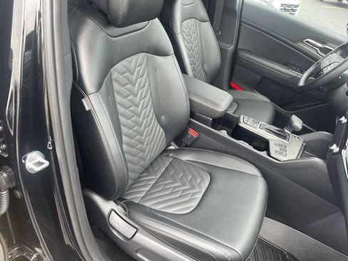 Used 2026 Kia Sportage X-Line w/ X-Line Premium Package AWD/4WD image 41