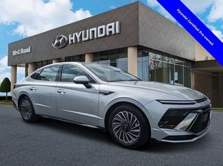 Used 2025 Hyundai Sonata Limited video 1