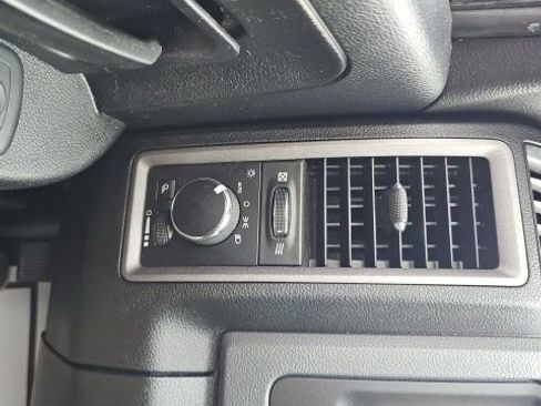 Used 2017 RAM 1500 Tradesman w/ Chrome Appearance Group RWD image 36