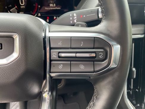 Certified 2025 GMC Yukon Denali AWD/4WD image 34