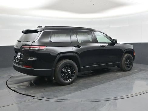 New 2026 Jeep Grand Cherokee L 4WD image 4