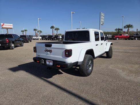New 2026 Jeep Gladiator Mojave image 7