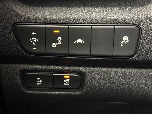 Used 2022 Kia Niro EX w/ Cold Weather Package image 36