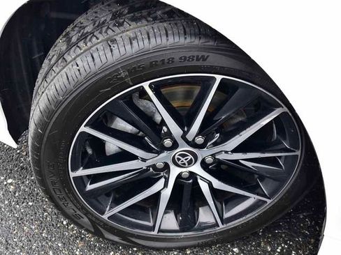 Certified 2022 Toyota Camry SE image 28