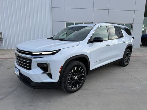 New 2026 Chevrolet Traverse LT w/ Sun and Wheel Package image 42