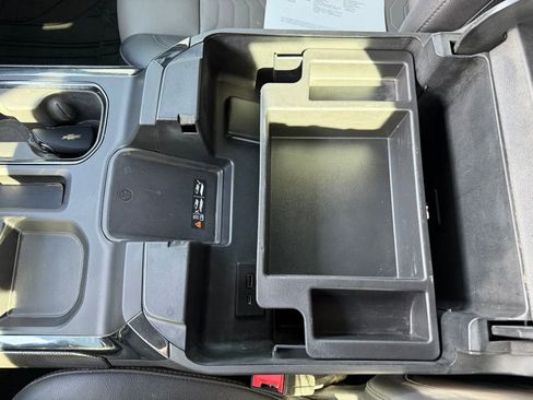 Used 2023 Chevrolet Silverado 1500 ZR2 w/ Technology Package image 18