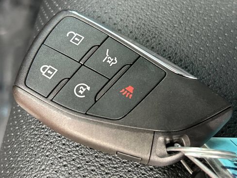 Used 2025 Chevrolet Traverse Z71 w/ Enhanced Driving Package AWD/4WD image 35