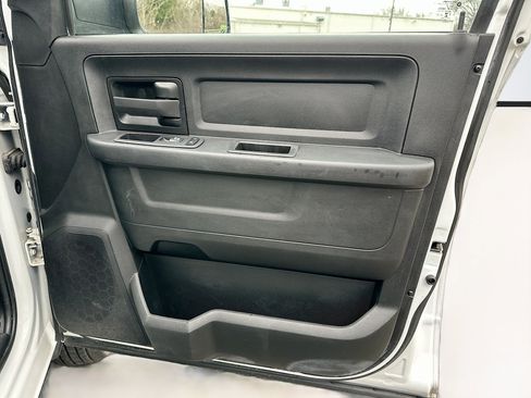 Used 2022 RAM 3500 Tradesman image 29