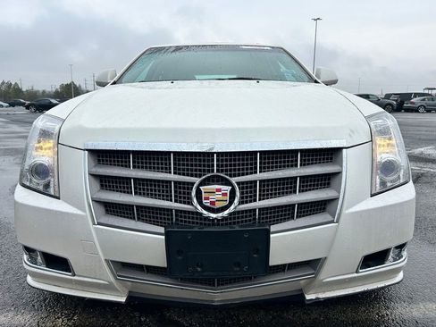 Used 2010 Cadillac CTS Premium image 7