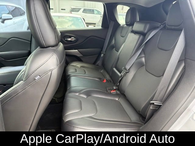 Used 2021 Jeep Cherokee Latitude Lux w/ Comfort/Convenience Group FWD image 18