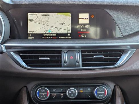 Used 2019 Alfa Romeo Stelvio Ti image 13