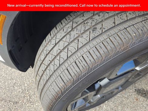 Used 2025 Kia Sorento SX image 9