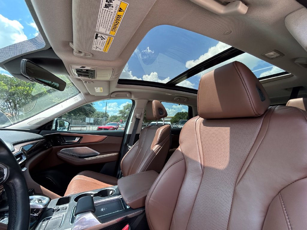 Used 2022 Acura MDX w/ Technology Package FWD image 12