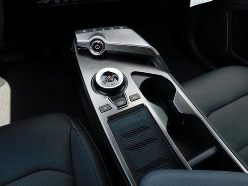 Used 2023 Kia EV6 Wind w/ Wind Technology Package image 26