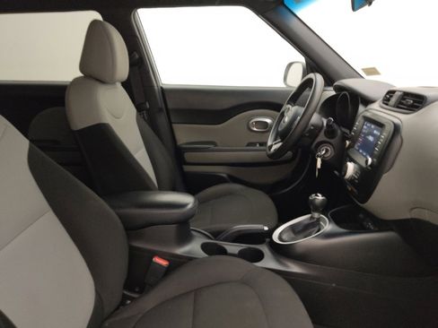 Used 2019 Kia Soul w/ Convenience Package FWD image 21