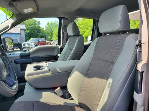 Used 2020 Ford F150 XL w/ Equipment Group 101A Mid AWD/4WD image 13