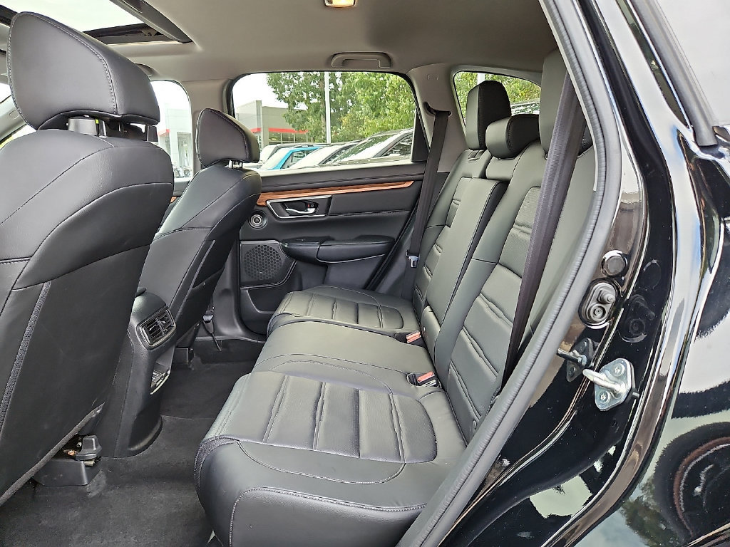 Used 2020 Honda CR-V Touring image 11