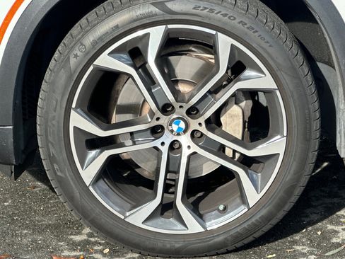 Used 2023 BMW X5 xDrive40i w/ Premium Package image 37