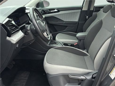 Used 2023 Volkswagen Taos S image 20