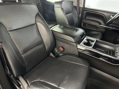 Used 2017 Chevrolet Silverado 1500 LTZ Z71 w/ LTZ Plus Package AWD/4WD image 30