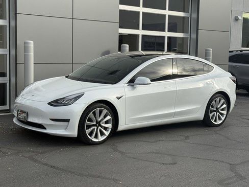 Used 2020 Tesla Model 3 Performance image 8