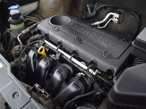 Used 2012 Kia Sorento LX image 28