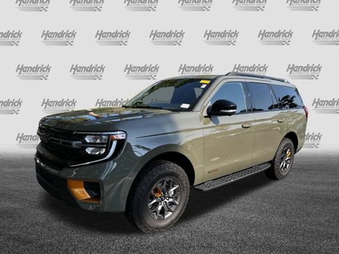 Used 2025 Ford Expedition Tremor image 5