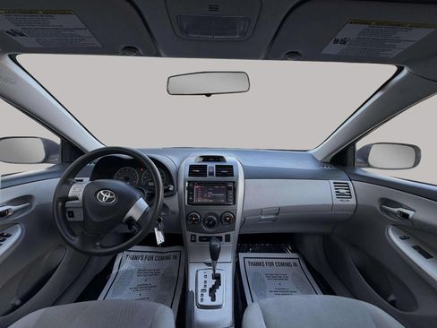 Used 2013 Toyota Corolla LE FWD image 21