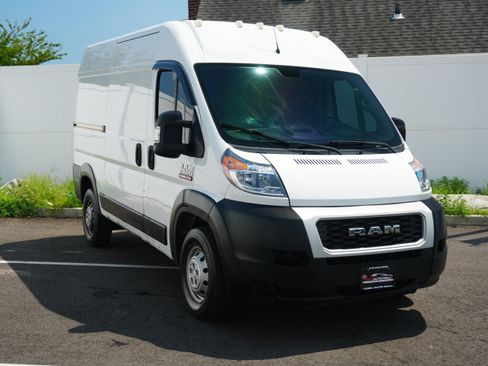 Used 2019 RAM ProMaster 2500 FWD image 4