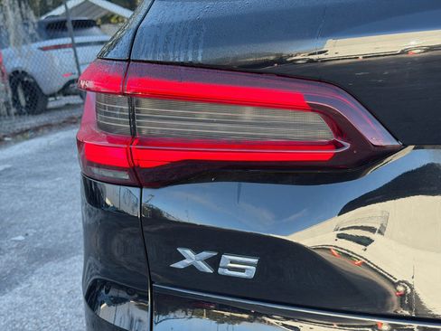 Certified 2023 BMW X5 xDrive40i w/ Premium Package AWD/4WD image 10