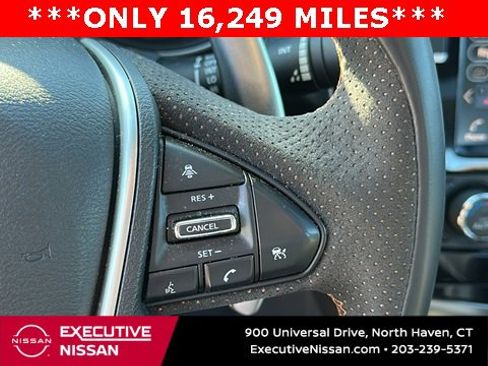 Certified 2023 Nissan Maxima SR w/ Sport Mat Group image 15