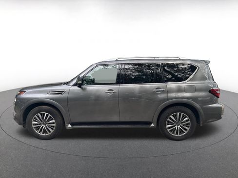 Used 2024 Nissan Armada SL RWD image 7