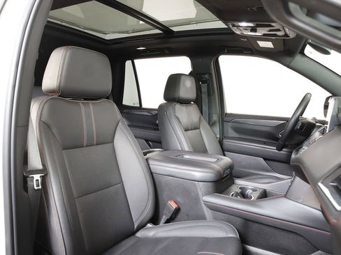 Used 2023 Chevrolet Tahoe RST AWD/4WD image 9