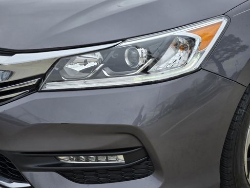 Used 2016 Honda Accord EX-L image 34