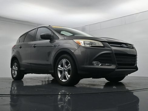 Used 2013 Ford Escape SE FWD image 32