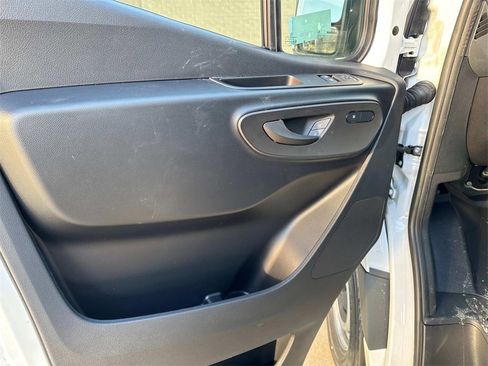 New 2025 Mercedes-Benz Sprinter 2500 image 15