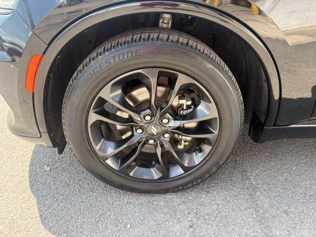 Used 2021 Dodge Durango R/T w/ Blacktop Package AWD/4WD image 13