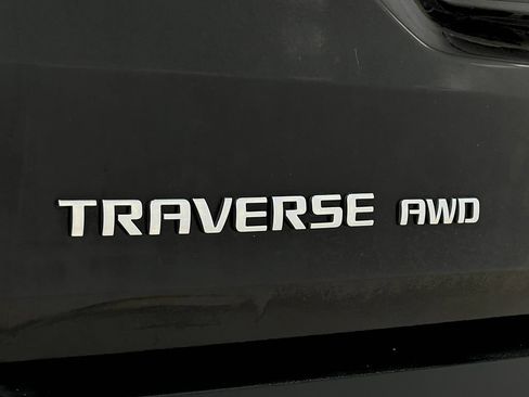 Used 2019 Chevrolet Traverse LT w/ LT Premium Package AWD/4WD image 43